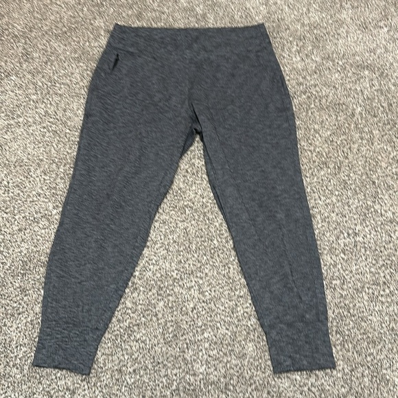 EUC‼️Athleta Venice Jogger Bundle - XL - Picture 2 of 5